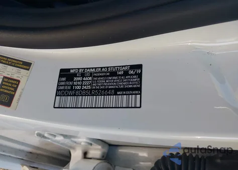 2020 Mercedes-Benz C 300 z USA, uszkodzony, nr VIN WDDWF8DB5LR526648